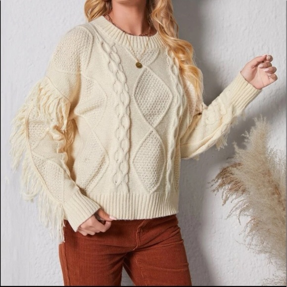 NWT cable knit sweater - Picture 2 of 5